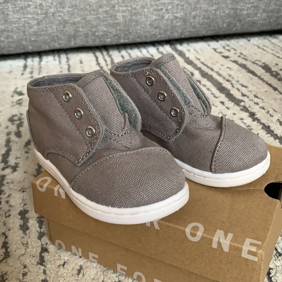 Toms Little Kids Shoes Size 6 - Picture 2 of 2